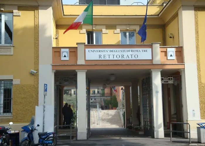 Guest house Simon House 4*