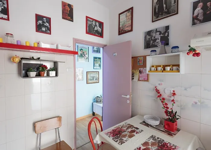 Simon House Guest house